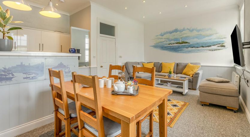 Photo of 2 Bed in Penzance