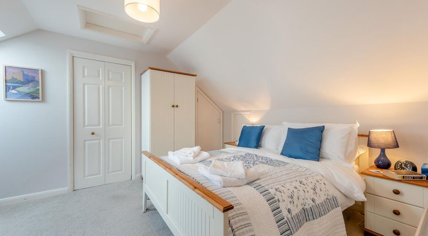 Photo of 3 Bed in Broad Haven