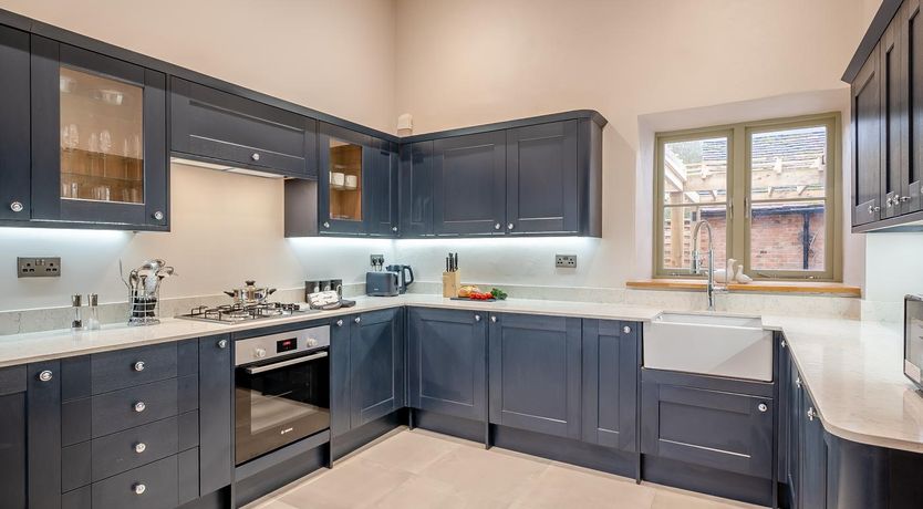 Photo of 4 Bed in Wellesbourne