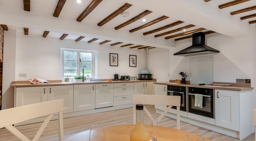 Photo of 4 Bed in Southwell