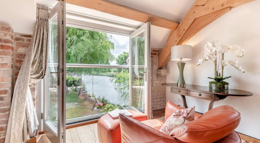 Photo of 4 Bed in Wareham