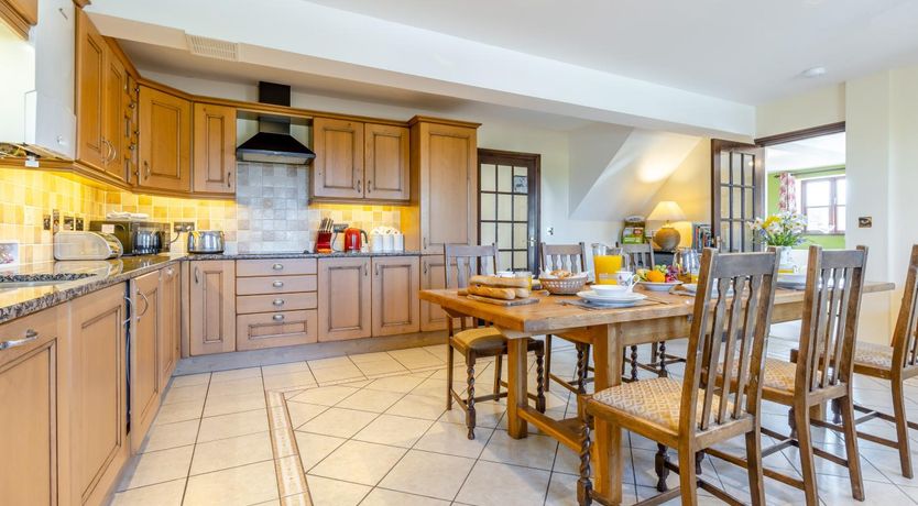 Photo of 2 Bed in Llangorse