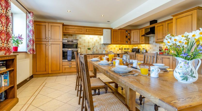 Photo of 2 Bed in Llangorse