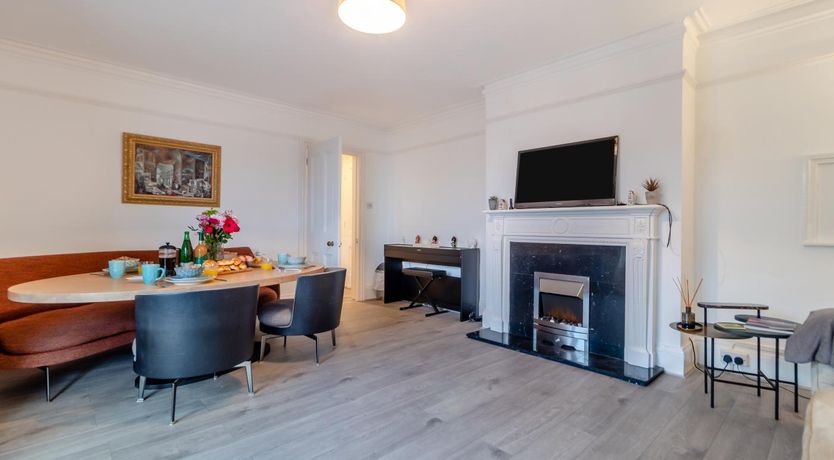 Photo of 2 Bed in Felixstowe