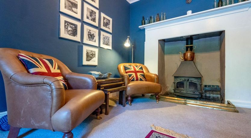 Photo of 5 Bed in Llanbedr