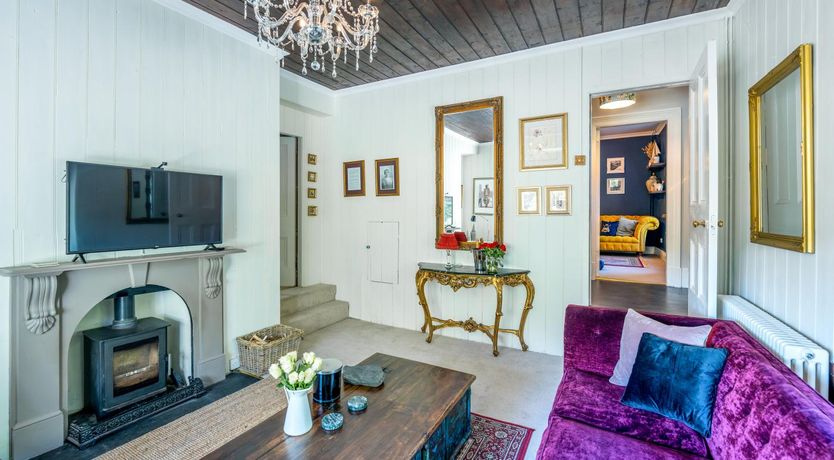 Photo of 5 Bed in Llanbedr