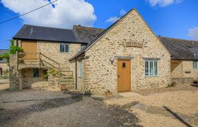 Photo of 3-bed-in-burton-bradstock-3