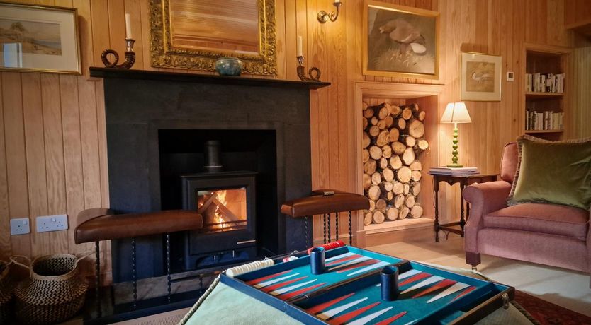 Photo of 4 Bed in Fasnacloich