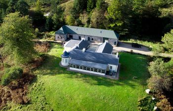 4 Bed in Fasnacloich Holiday Home