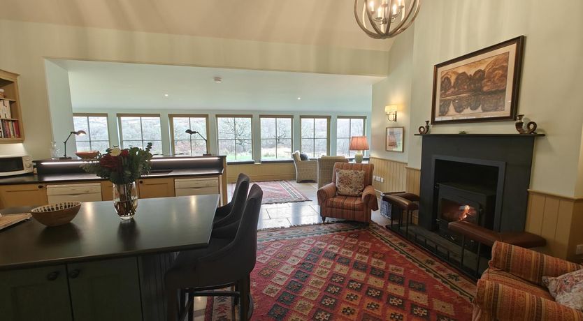 Photo of 4 Bed in Fasnacloich