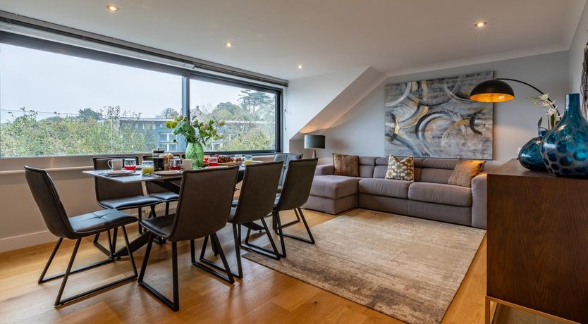 Photo of 4 Bed in Carbis Bay