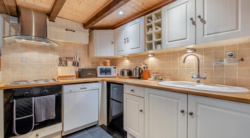 Photo of 1 Bed in Frampton