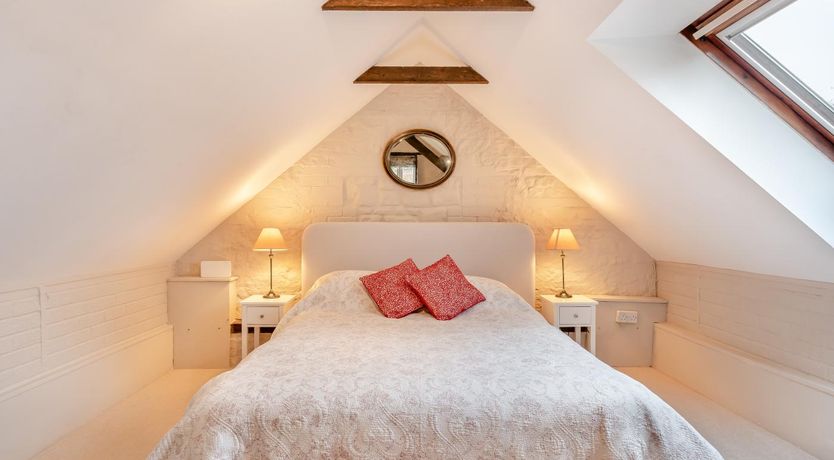 Photo of 1 Bed in Frampton