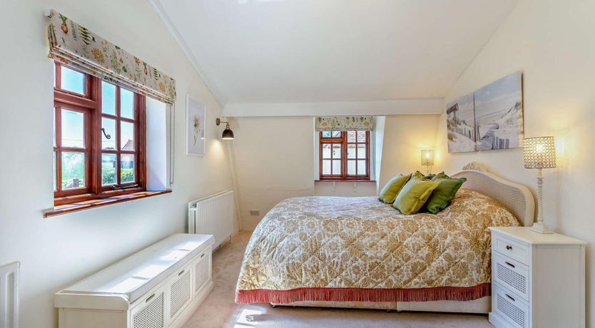 Photo of 1 Bed in Hundon