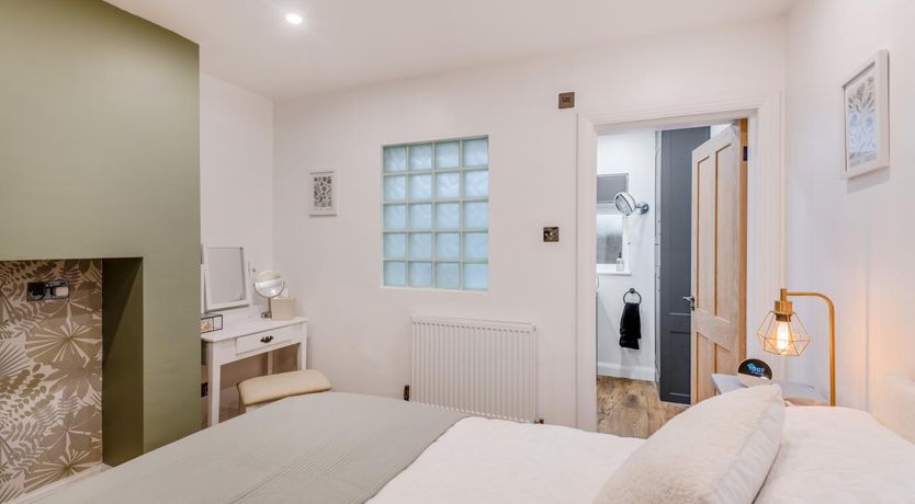 Photo of 3 Bed in Rye