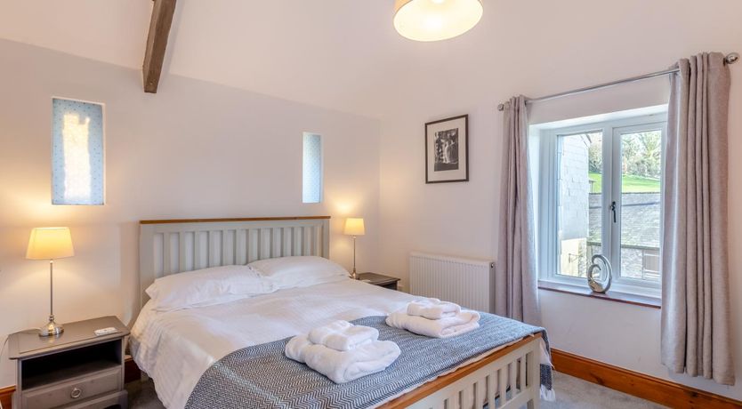 Photo of 3 Bed in East Allington