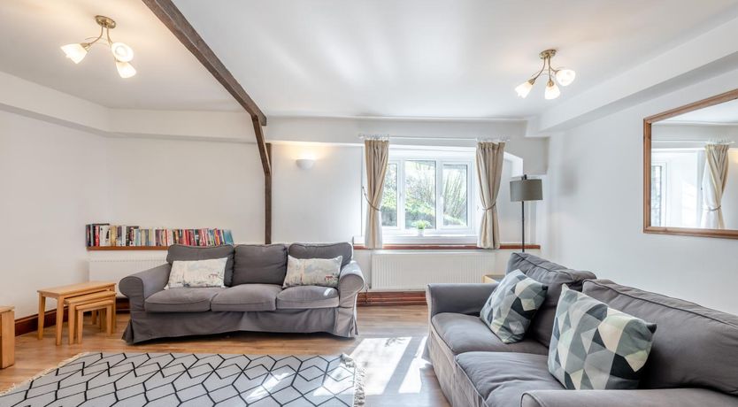 Photo of 4 Bed in East Allington