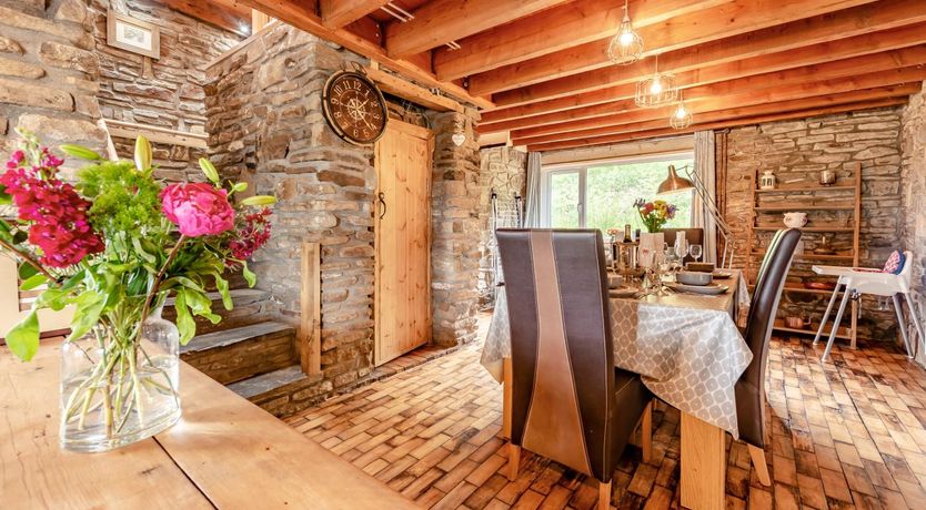 Photo of 3 Bed in Port Talbot