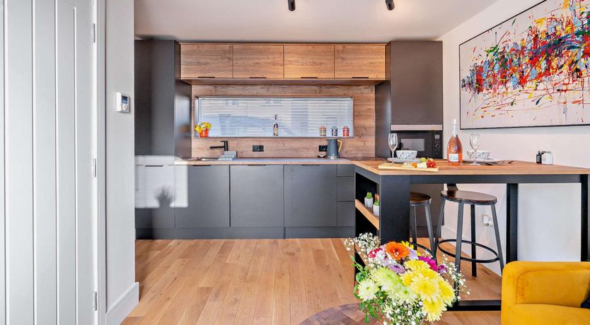 Photo of 1 Bed in St. Andrews