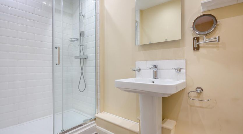 Photo of 2 Bed in Abersoch