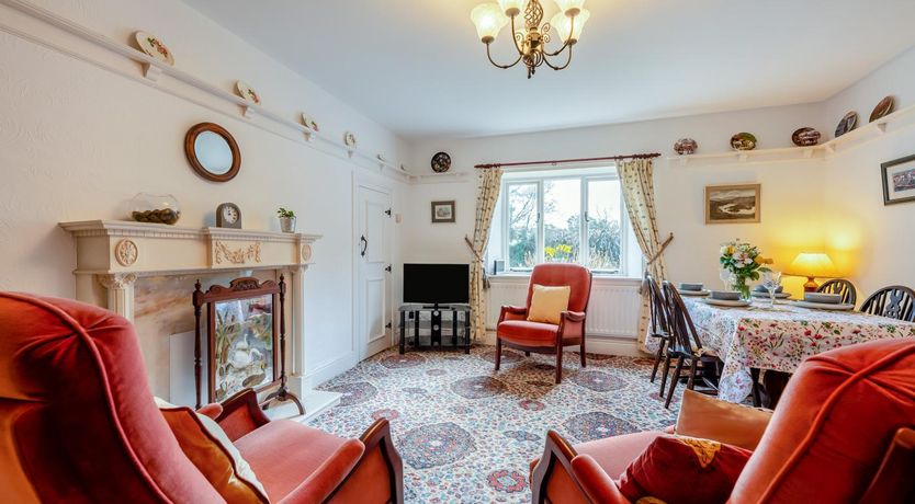 Photo of 2 Bed in Cresswell