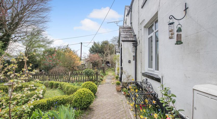 Photo of 2 Bed in Tavistock