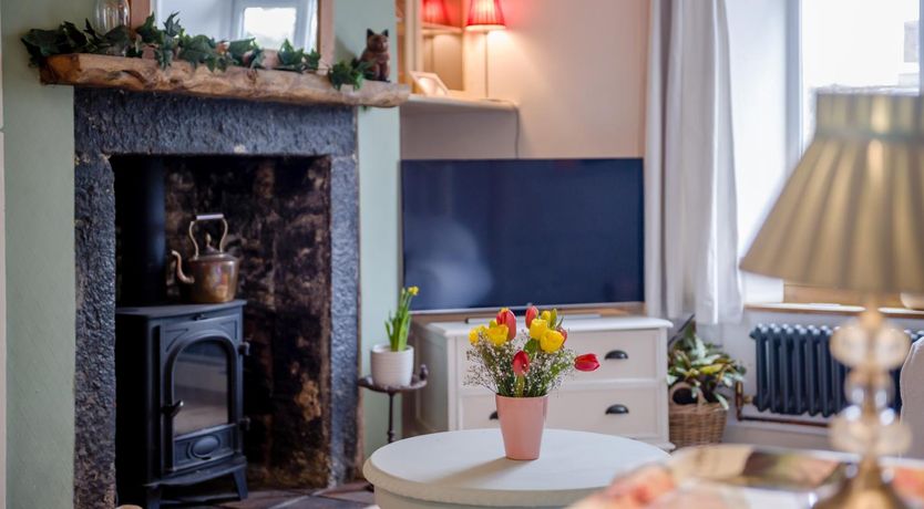 Photo of 2 Bed in Tavistock