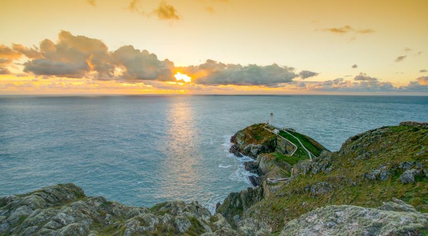 Photo of 4 Bed in Talgarreg