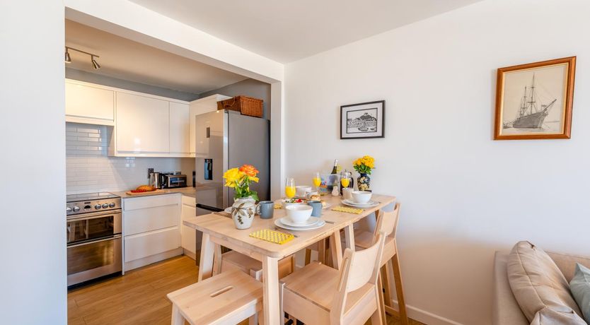 Photo of 2 Bed in Ilfracombe