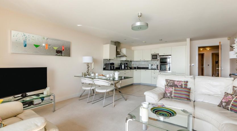 Photo of 3 Bed in Torquay