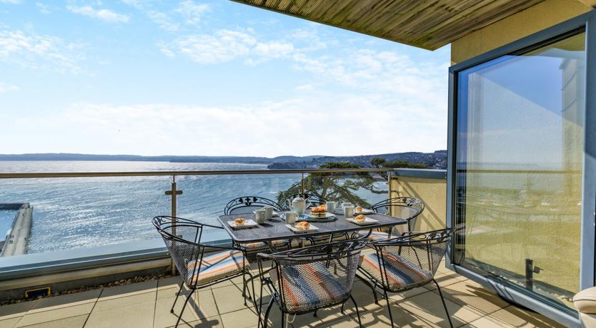 Photo of 3 Bed in Torquay