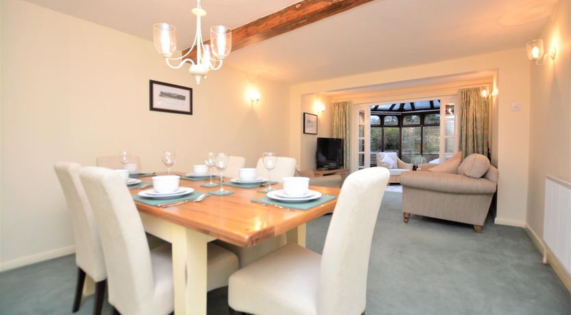 Photo of 4 Bed in Wellow