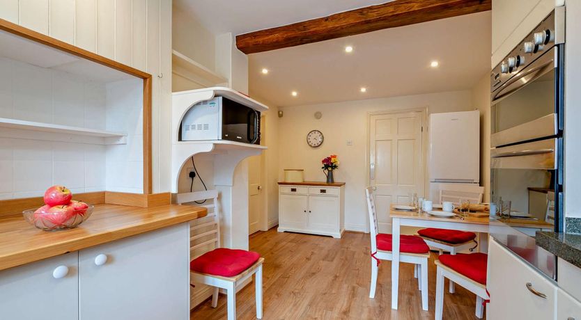 Photo of 4 Bed in Wellow