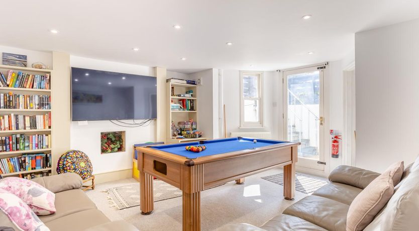 Photo of 4 Bed in Harwich