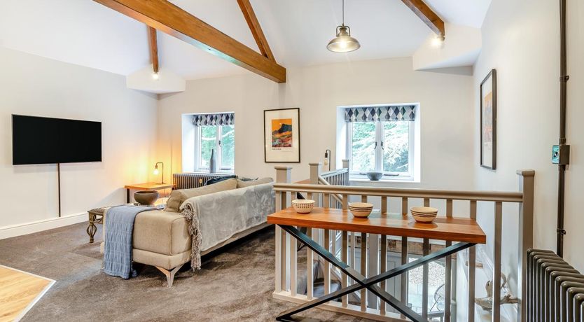 Photo of 1 Bed in Nant-y-derry