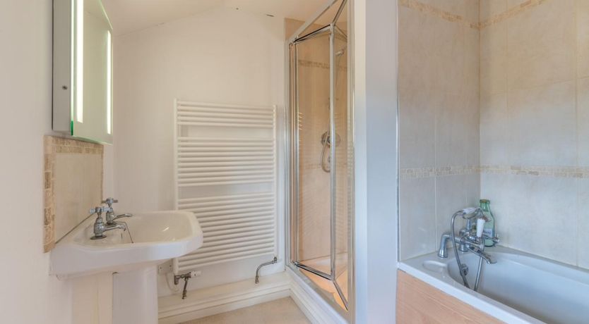 Photo of 3 Bed in Beaminster