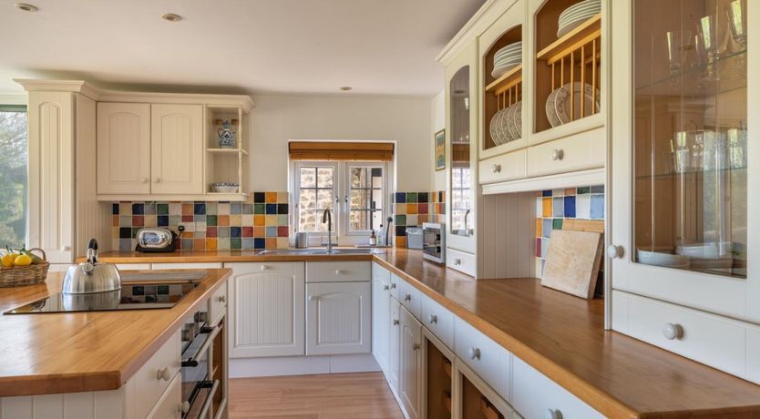 Photo of 3 Bed in Beaminster