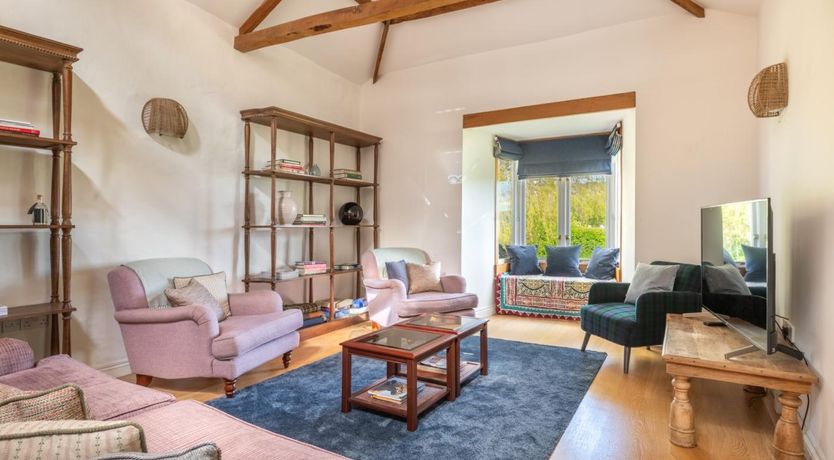 Photo of 3 Bed in Beaminster