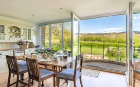 Photo of 3 Bed in Beaminster