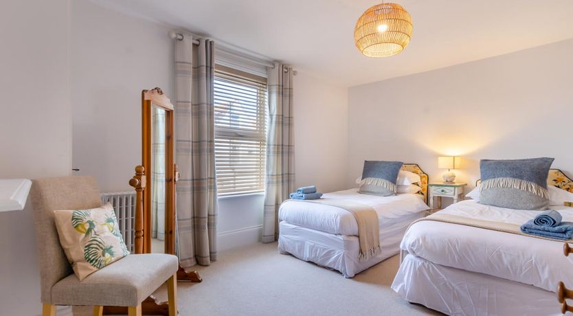 Photo of 2 Bed in Eastbourne