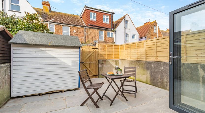 Photo of 2 Bed in Eastbourne