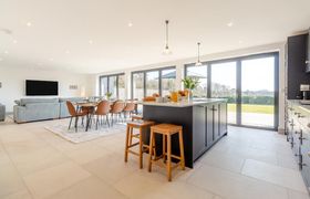 Photo of 4-bed-in-gressenhall