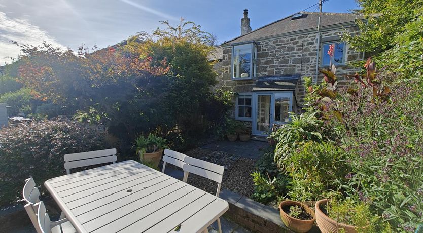 Photo of 2 Bed in Newlyn