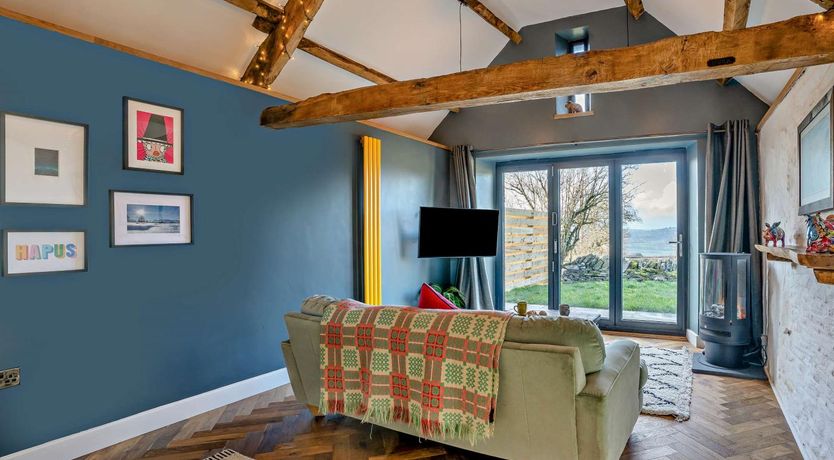 Photo of 1 Bed in Cantref