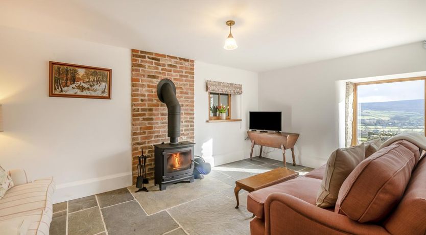 Photo of 2 Bed in Cowling