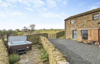 2 Bed in Cowling Holiday Home