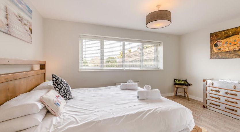 Photo of 3 Bed in Camber