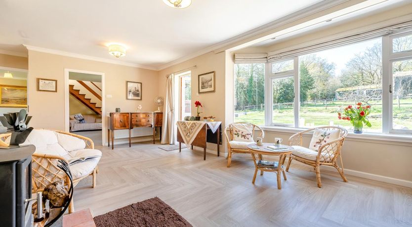 Photo of 4 Bed in Godalming
