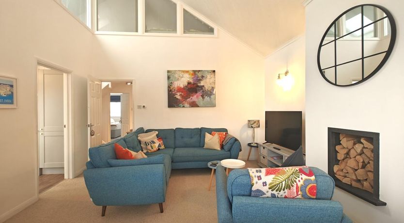 Photo of 3 Bed in Carbis Bay