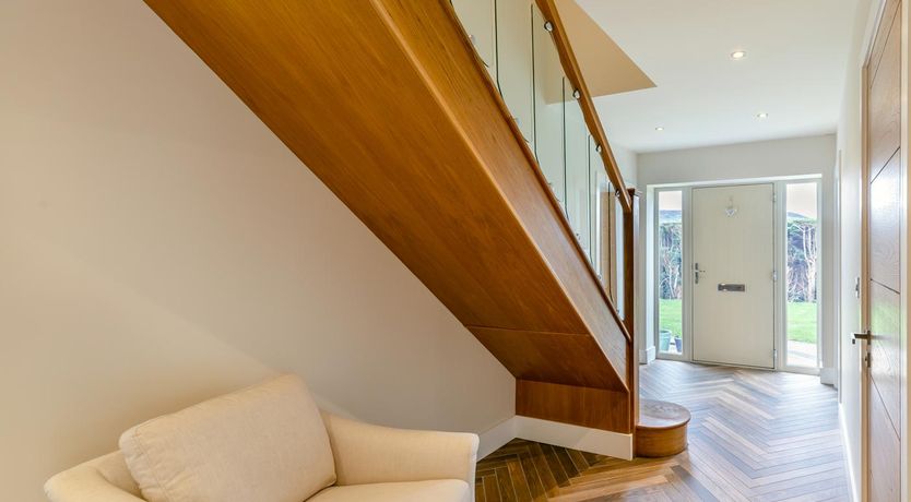 Photo of 4 Bed in Holmfirth